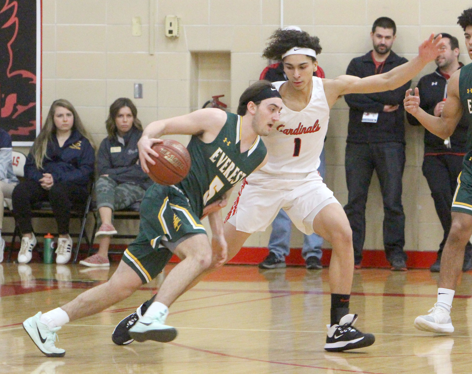 D.C. Everest at Chi-Hi boys basketball 3-7-20